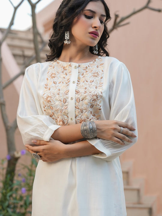 Scakhi Women White Floral Embroidered Kurti with Trousers