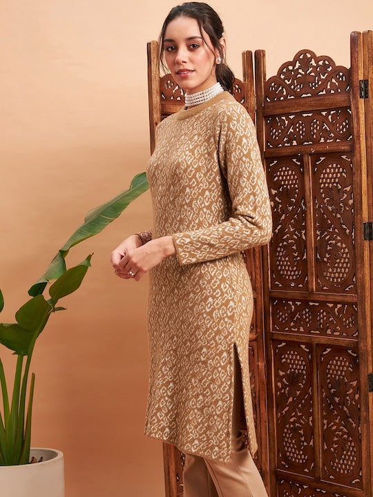 Shae by Sassafras Beige Abstract Self Design Woolen Straight Kurta