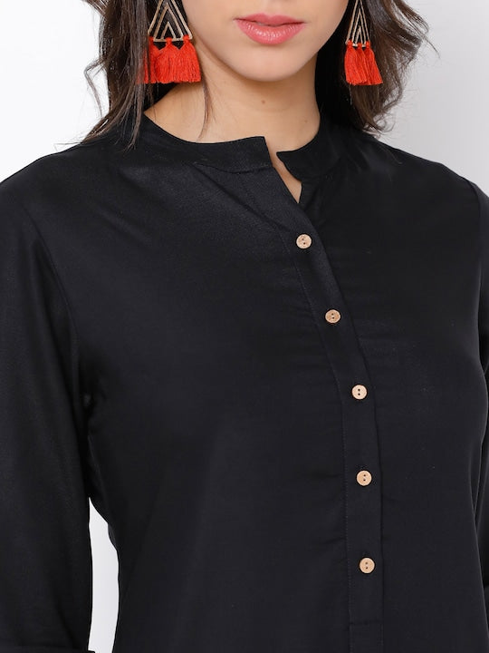 Vishudh Women Black Solid Straight Kurta