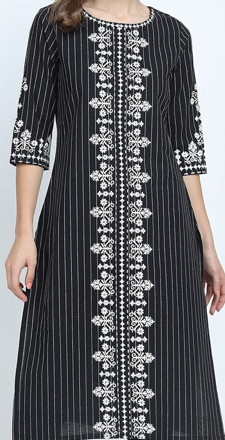 Vishudh Women Black & White Printed Cotton A-line Kurta