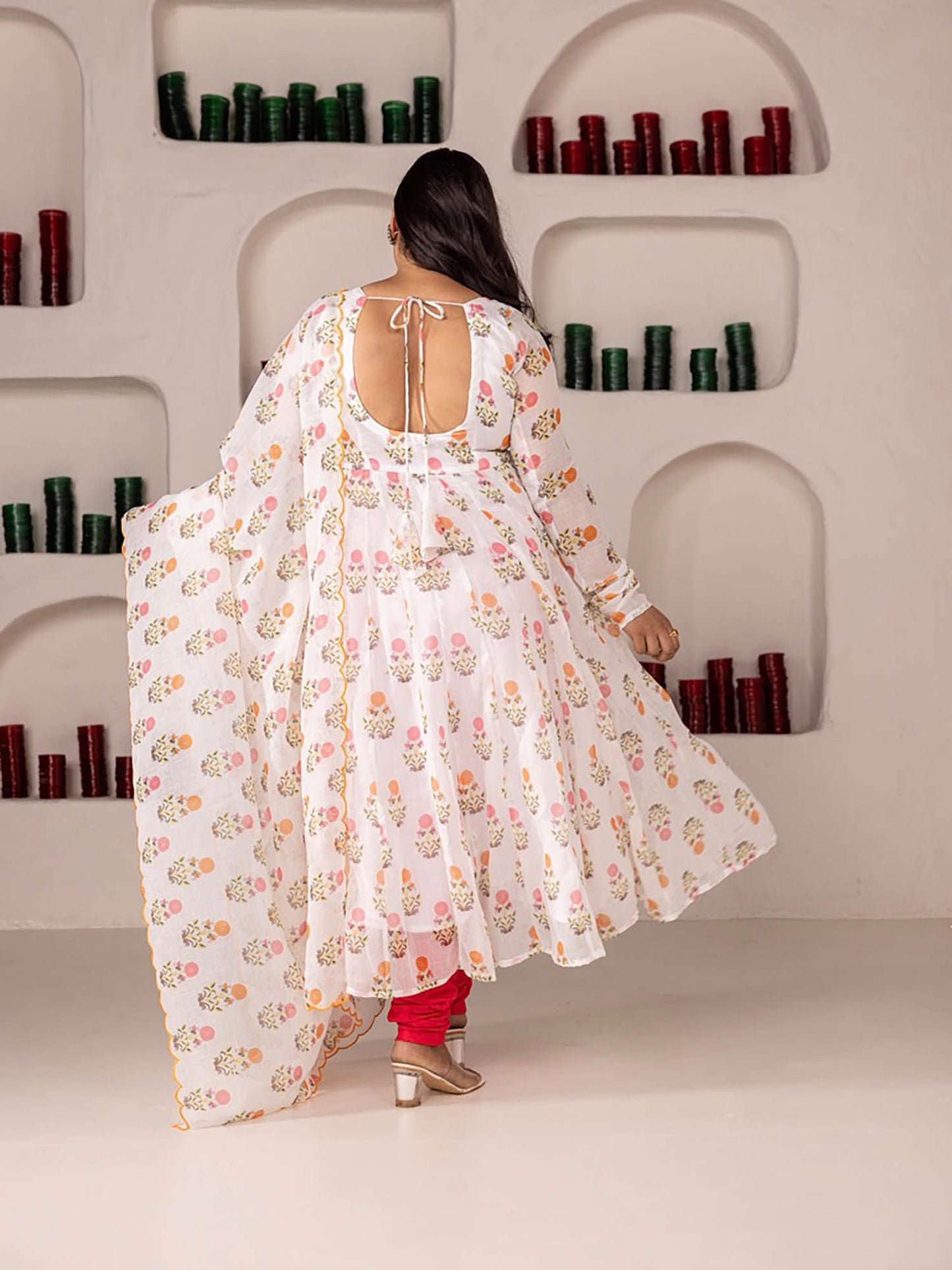 ONEWE INDIA Mala Linen Anarkali Kurta (Set of 3)