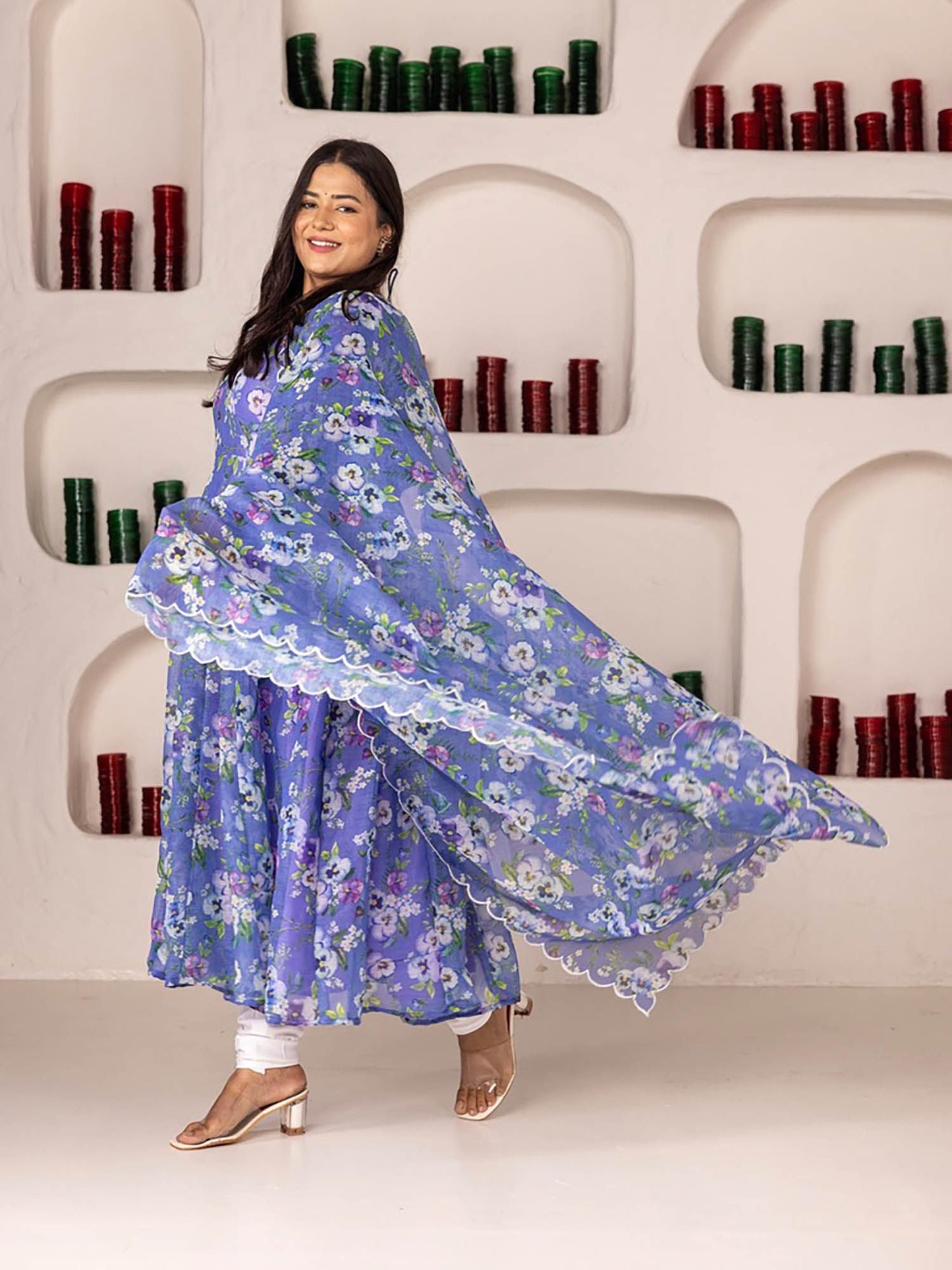 ONEWE INDIA Shreya Linen Anarkali Kurta (Set of 3)