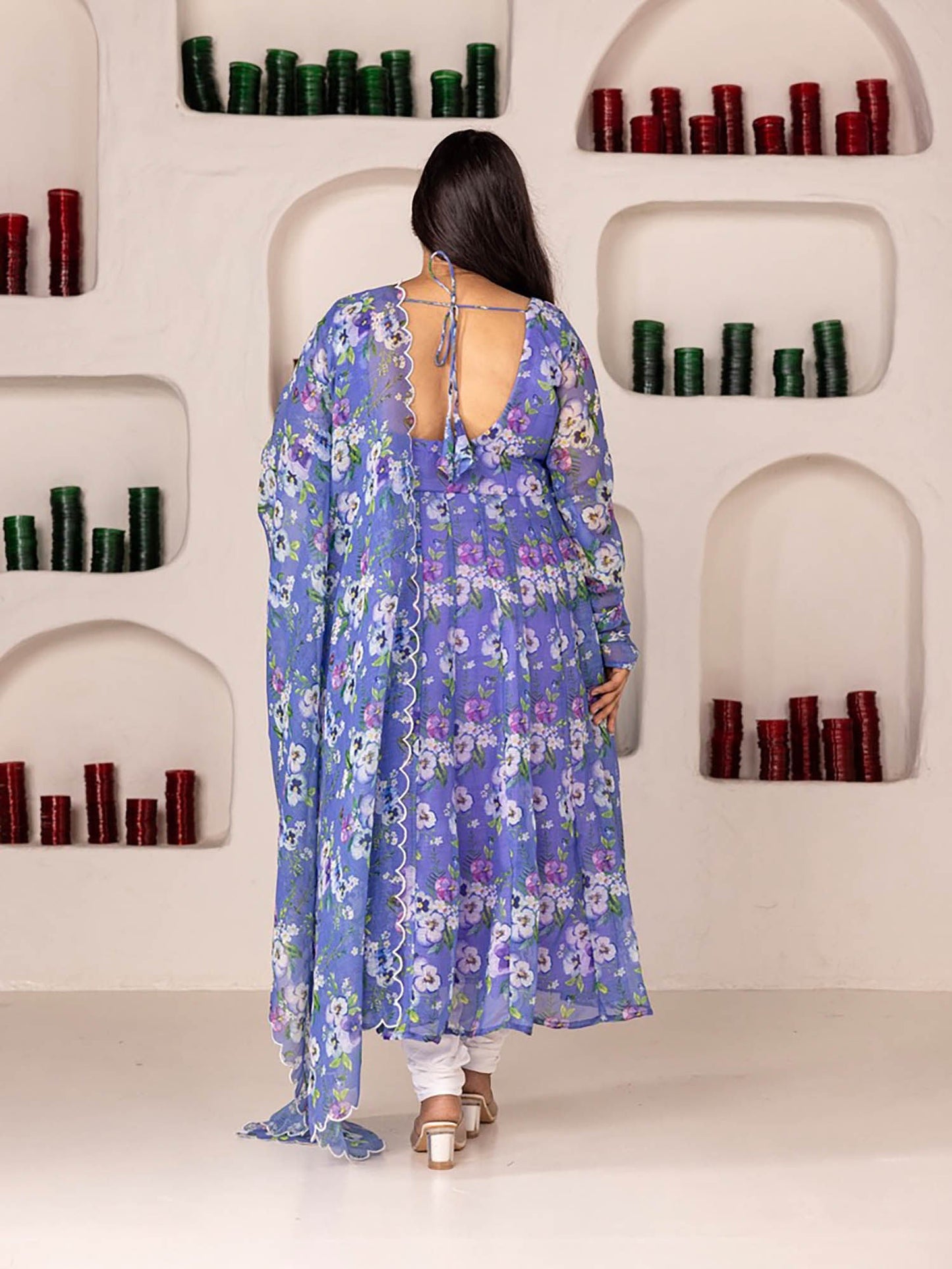 ONEWE INDIA Shreya Linen Anarkali Kurta (Set of 3)