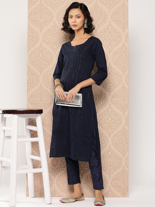 Yufta Floral Embroidered Chikankari Cotton Kurta Navy Blue