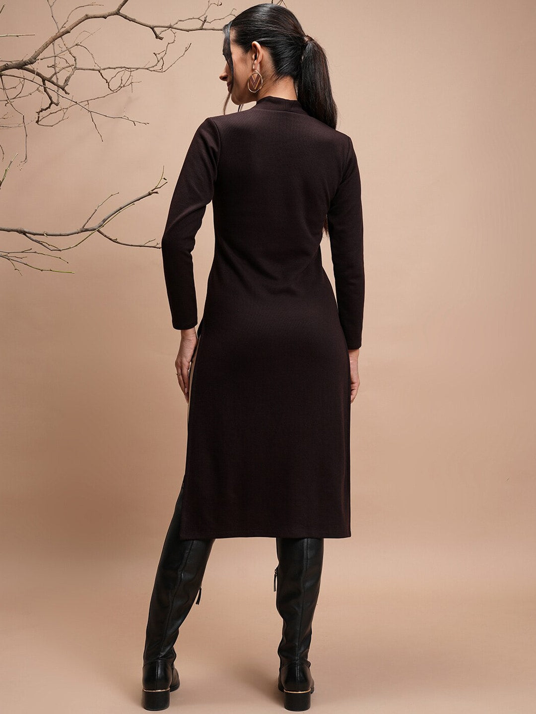 Vishudh Coffee Brown V-Neck Long Sleeves Straight Kurta