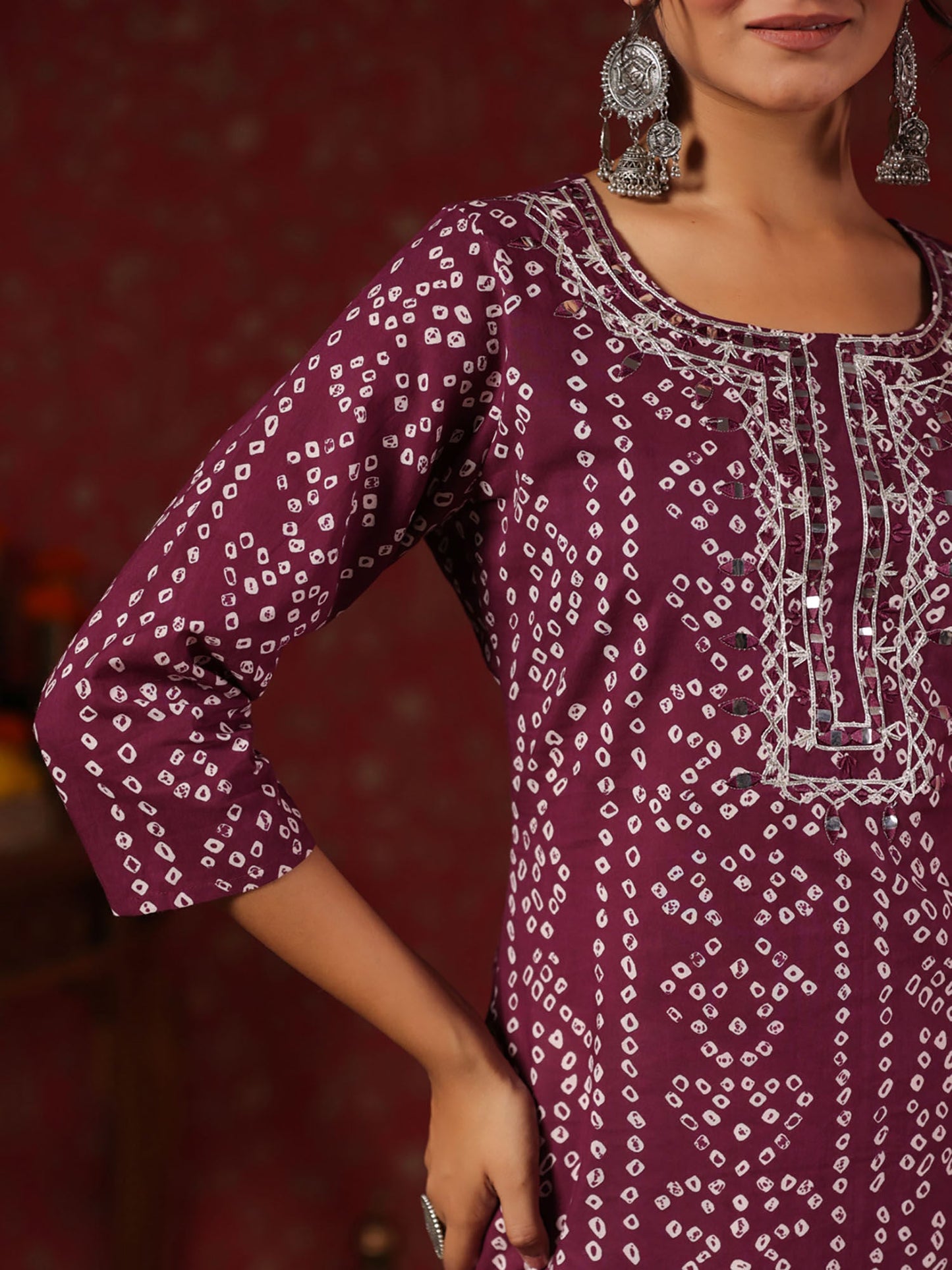 ISHIN Women's Bandhani Mirror Work Purple Round Neck Straight Kurta