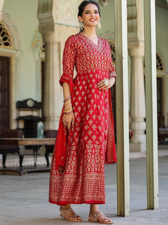 Scakhi Foli Printed V-Neck Silk Fit & Flared Maxi Dress With Dupatta