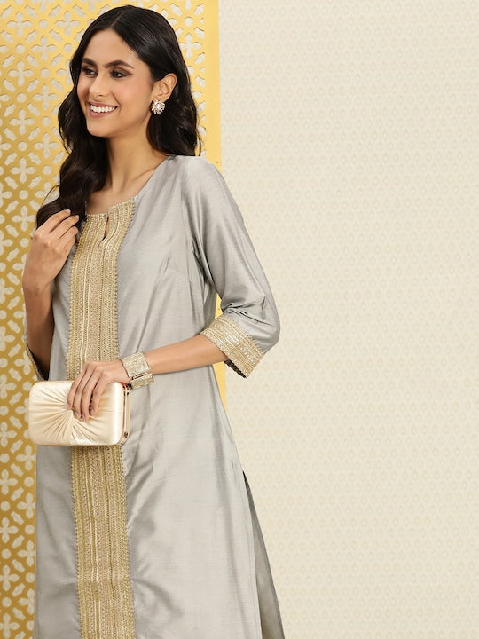 House of Pataudi Solid Straight Gotta Patti Rozana Kurta