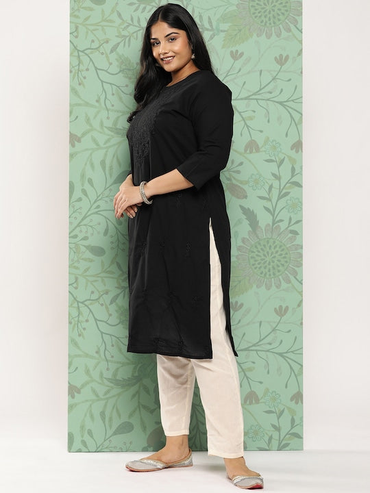 Yufta Women Plus Size Floral Embroidered Straight Kurta