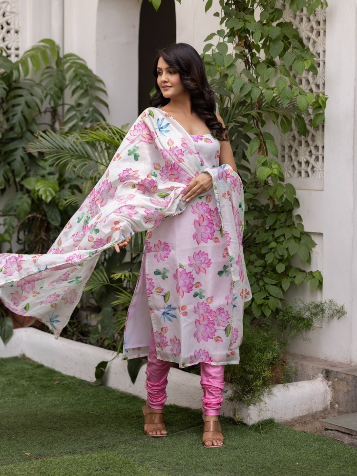 ONEWE INDIA Preet Suit (Set of 3)