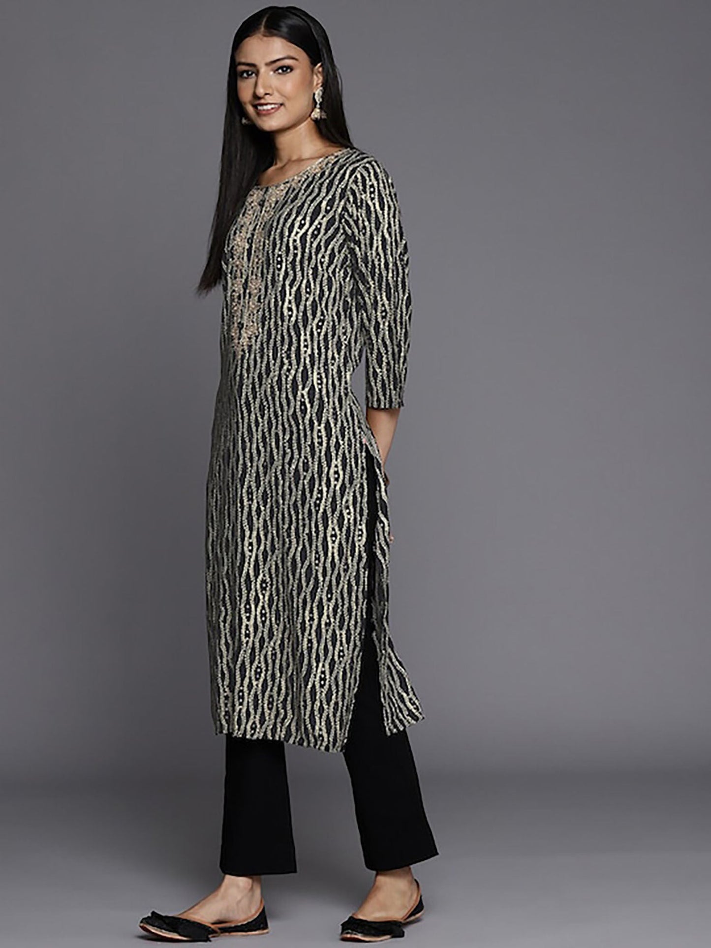 KSUT Black Printed & Embroidered Straight Kurta