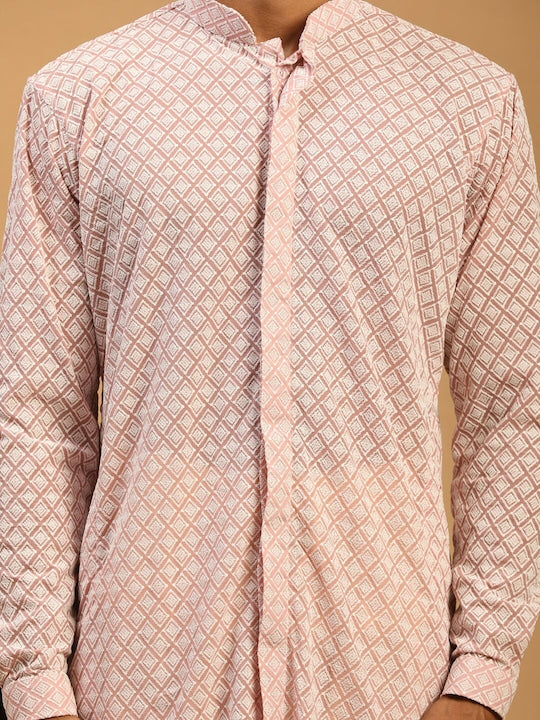 Vastramay Geometric Embroidered Mandarin Collar Chikankari Kurta With Salwar