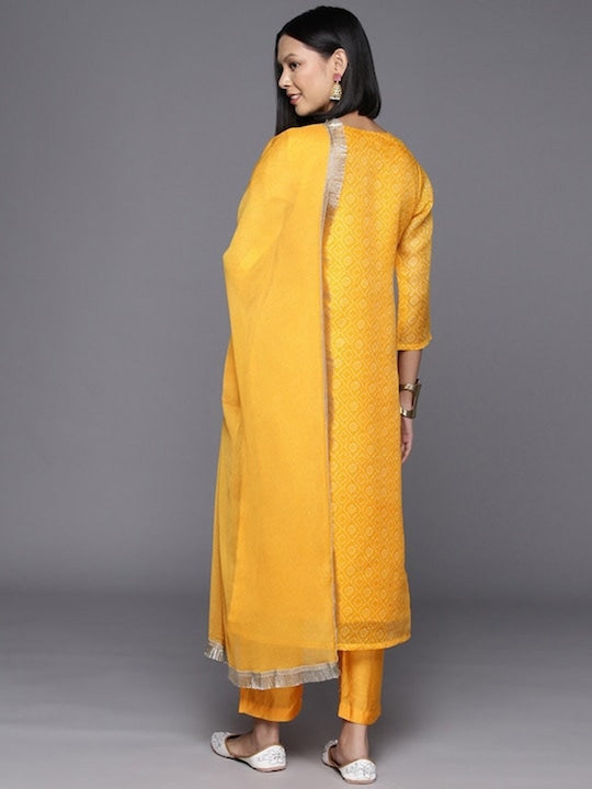 Varanga Bandhani Printed & Zari Detail Regular Kurta with Trousers & With Dupatta