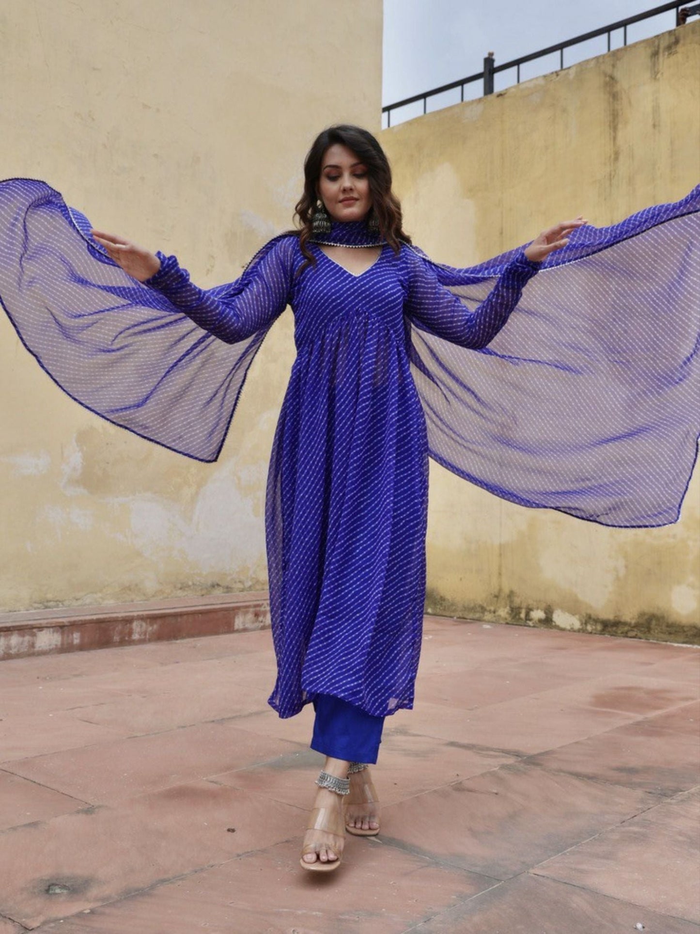 ONEWE INDIA Shashi Suit (Set of 3)