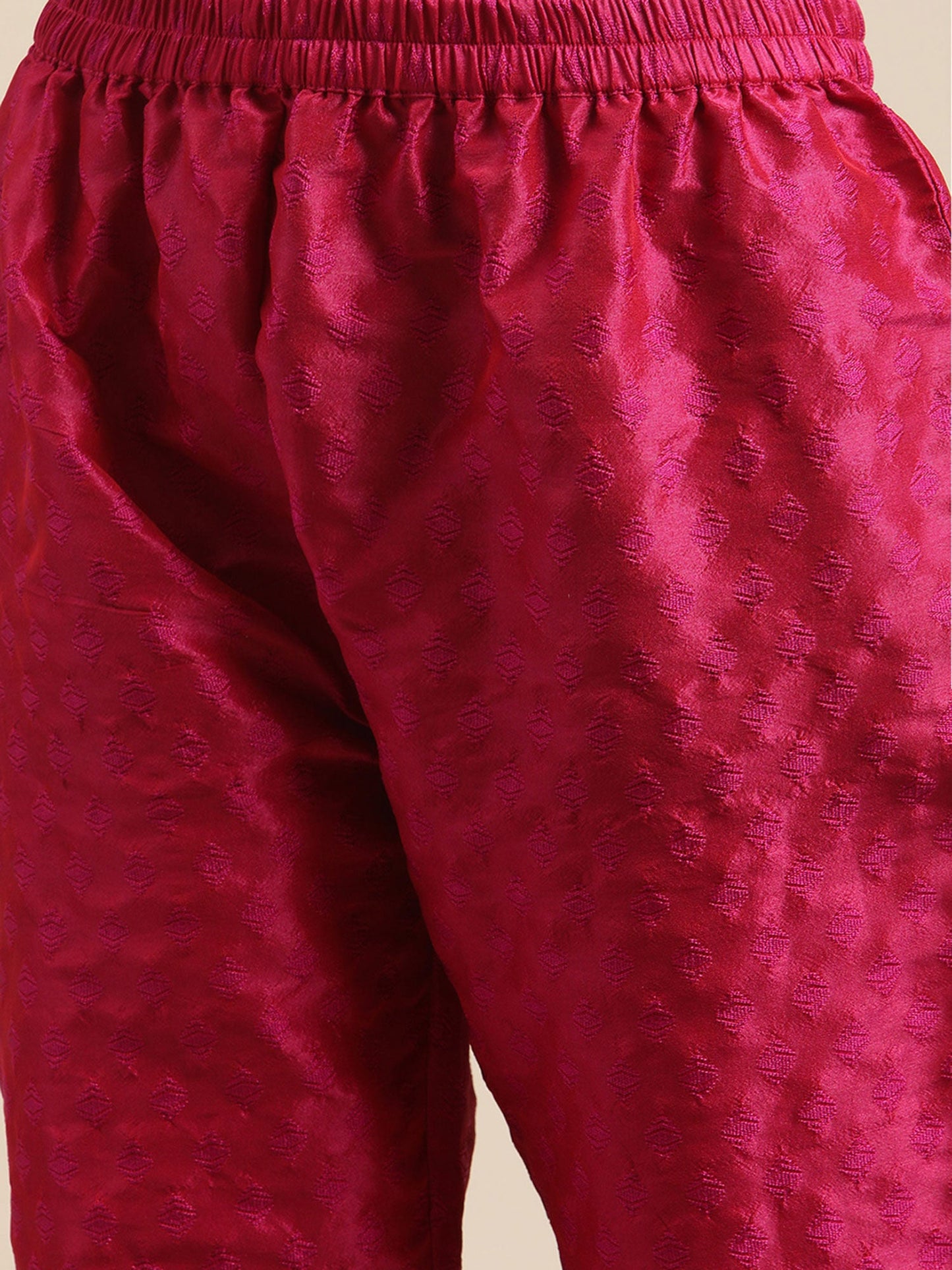 KSUT Magenta Floral Gota Patti Embroidery Kurta Trouser With Organza Dupatta (Set of 3)