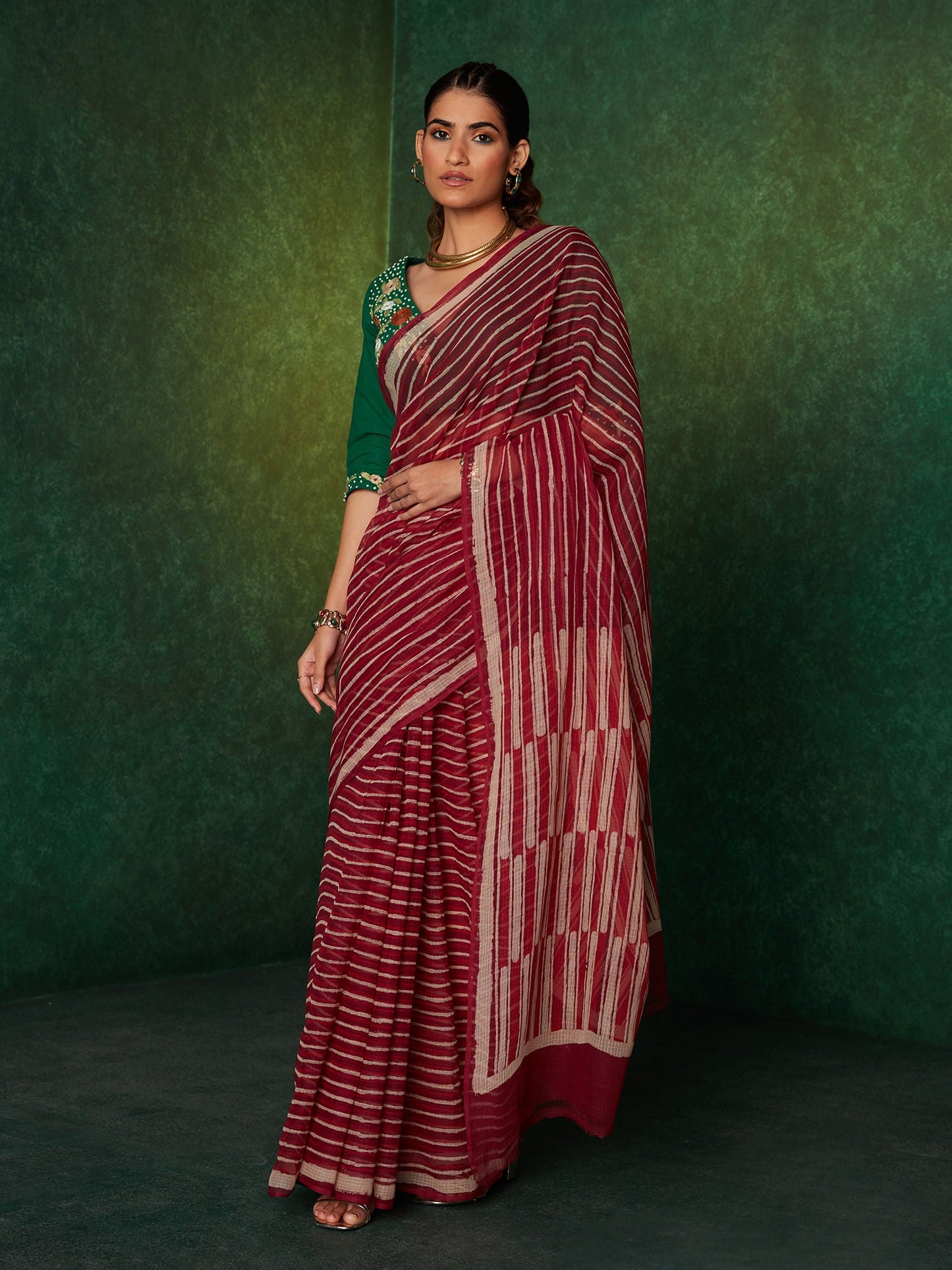 Likha Maroon 200gms Kota Doriya Handblocked Cotton Saree with Unstitched Blouse LIKSAR71 (Free Size)