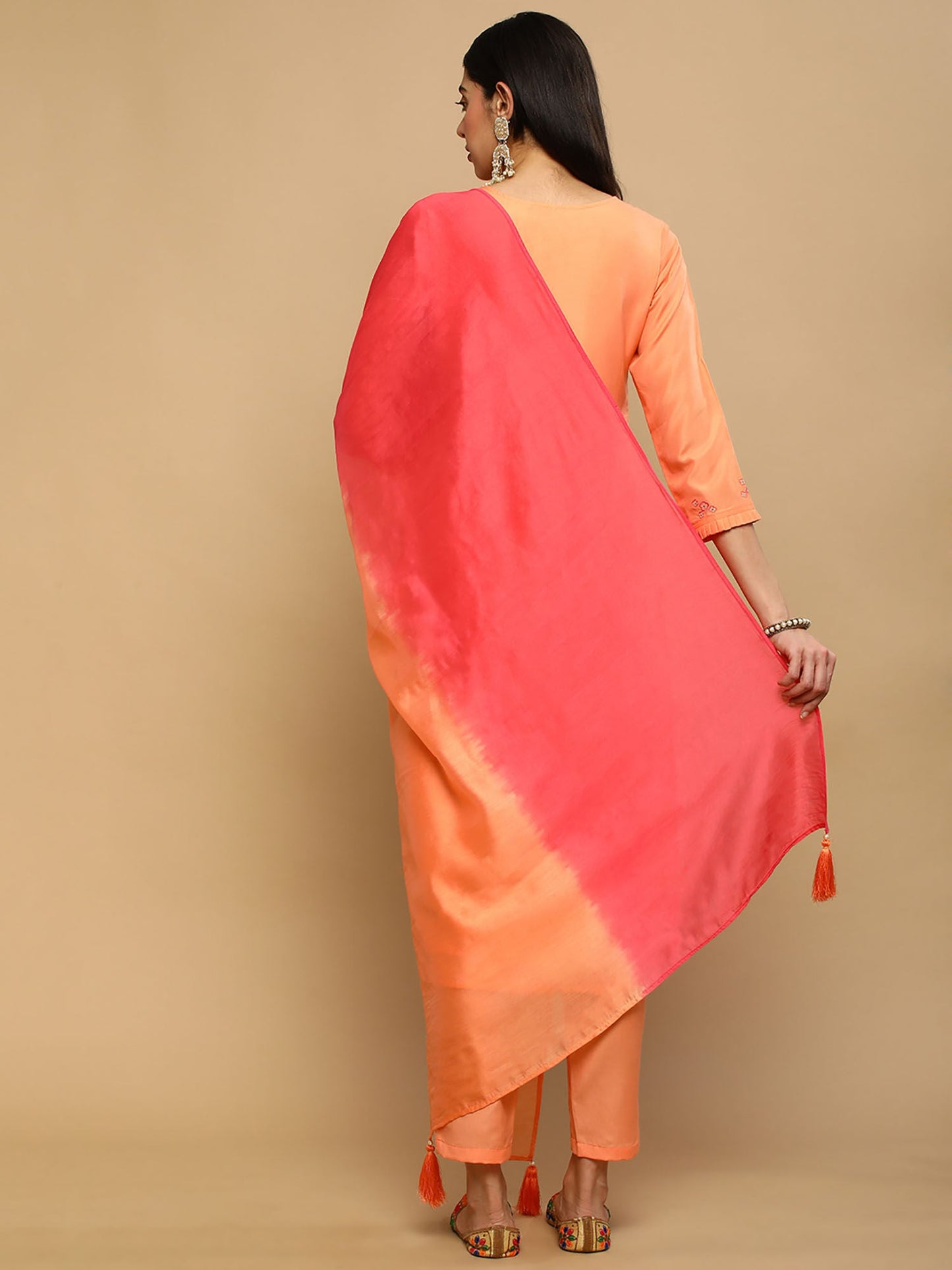 Heeposh Orange Straight Embroidered Muslin Kurta with Thread Work Detailing (Set of 3)