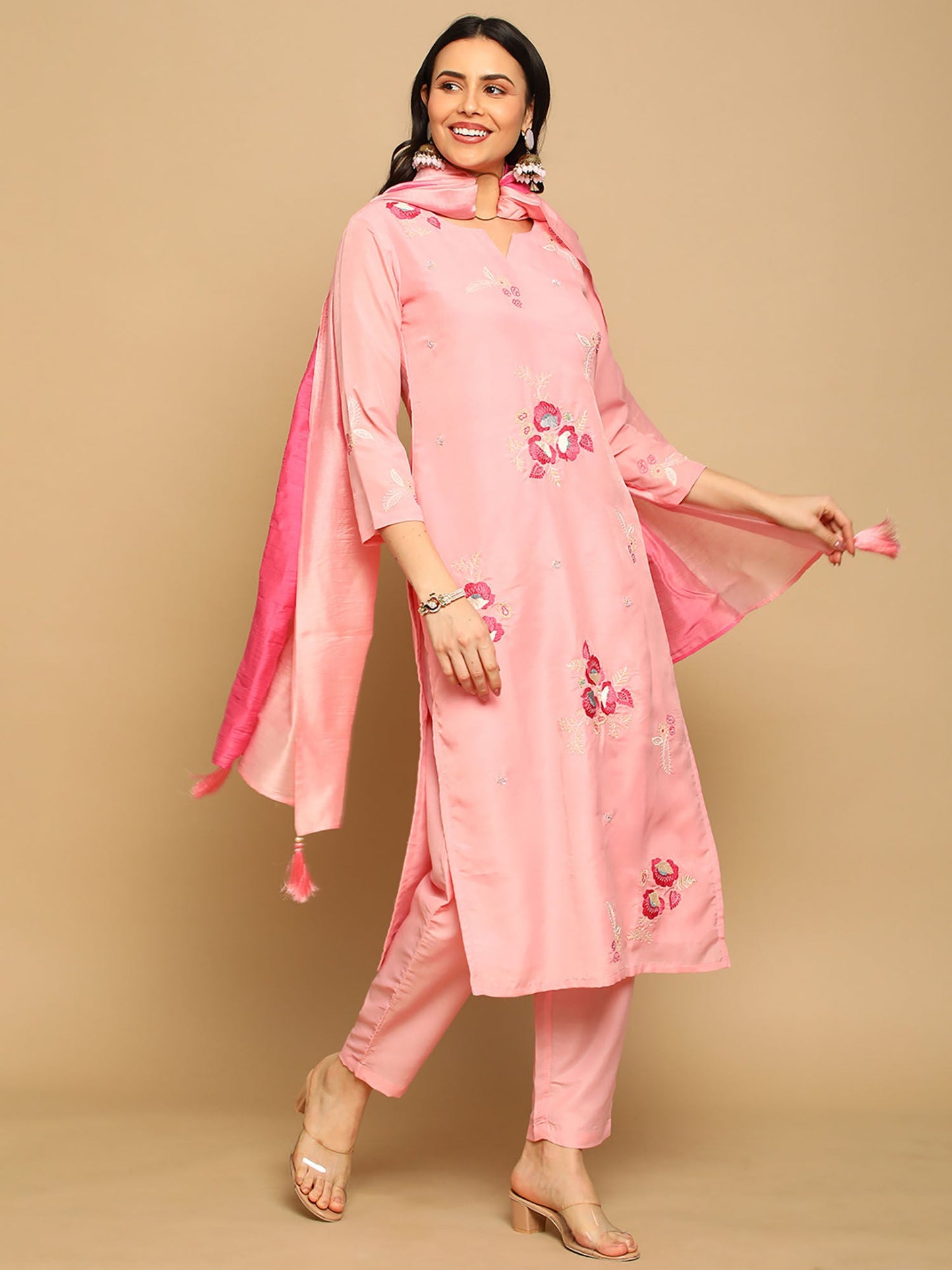 Heeposh Pink Straight Embroidered Muslin Kurta with Thread Work Detailing (Set of 3)