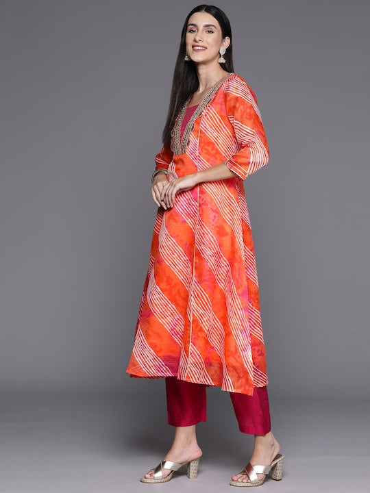 Varanga Women Yoke Design Panelled Thread Work Kurta with Trousers & Dupatta