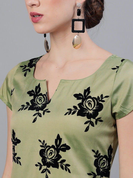 AKS Couture Floral Printed Regular Kurta with Trousers
