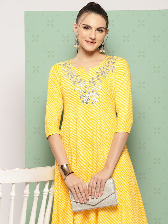 Yufta Leheriya Printed Gotta Patti Anarkali Kurta