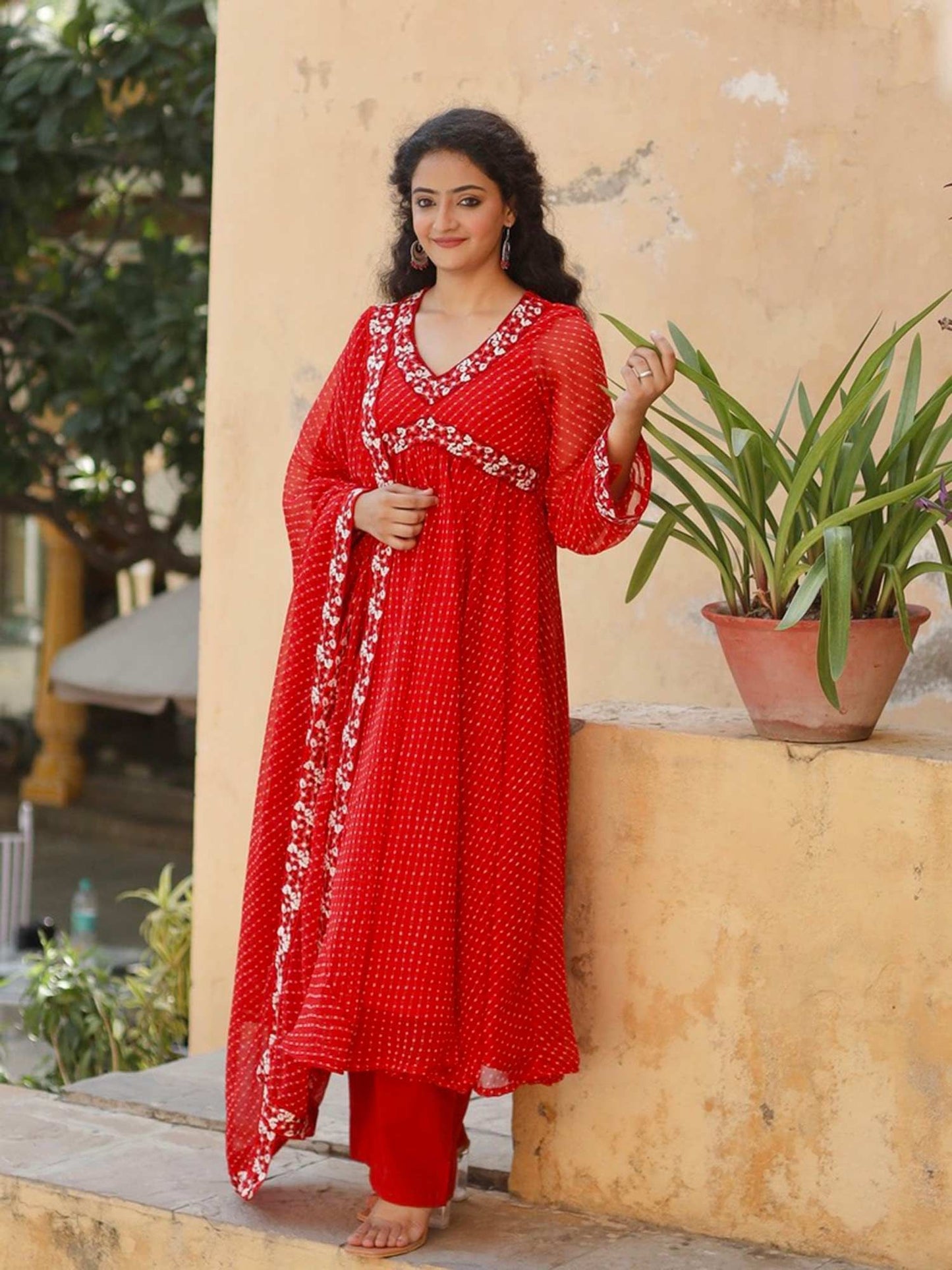 ONEWE INDIA Falguni Suit (Set of 3)