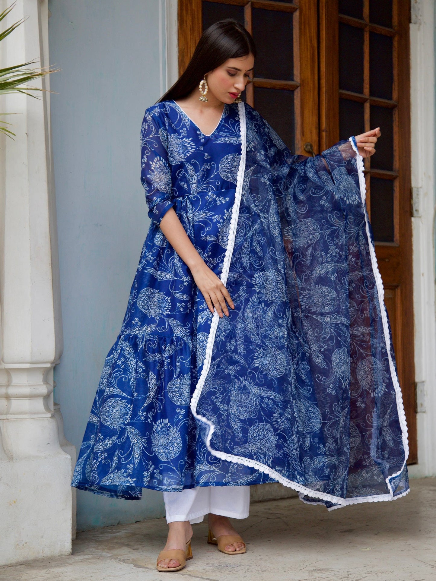 ONEWE INDIA Bindiya Suit Sets (Set of 3)