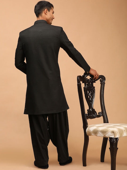 Vastramay Men Black Solid Sherwani Set