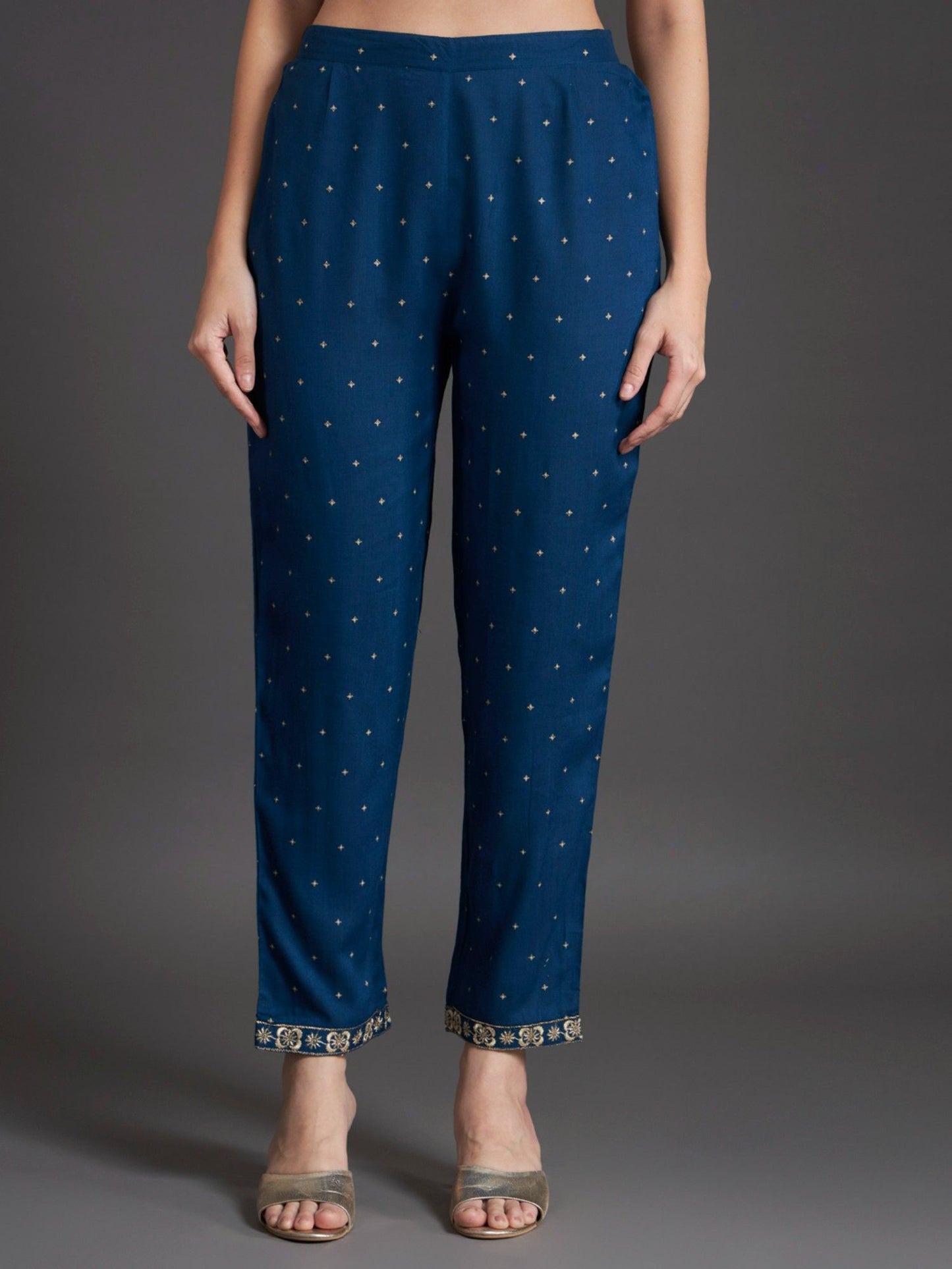 Heeposh Embroidered Kurta and Pants with Khadi Printed Dupatta (Set of 3)