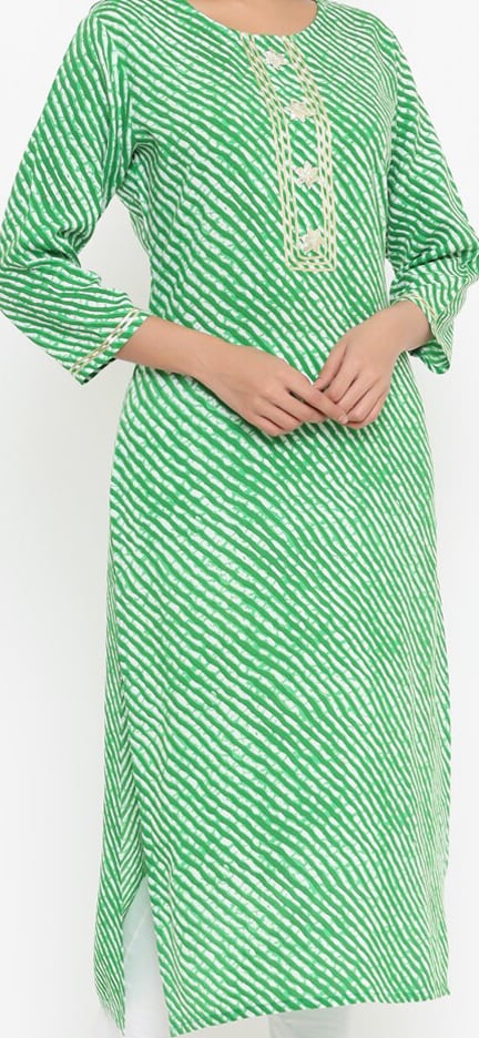 Yufta Women Green Leheriya Printed Kurta