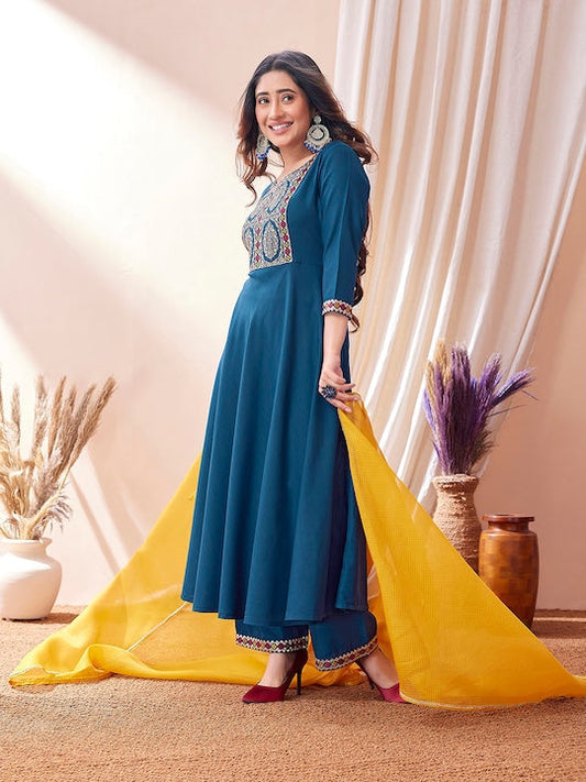 Mitera Ethnic Motifs Yoke Design Kurta & Trousers With Dupatta