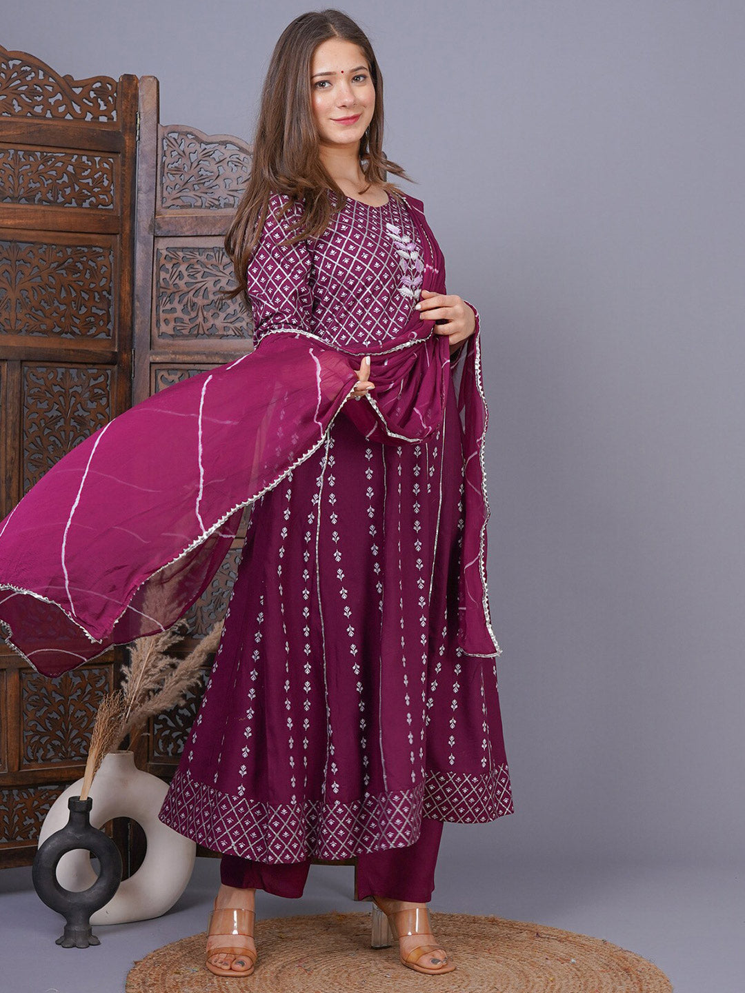 Singni Ethnic Motifs Embroidered Empire Anarkali Kurta With Trousers & Dupatta