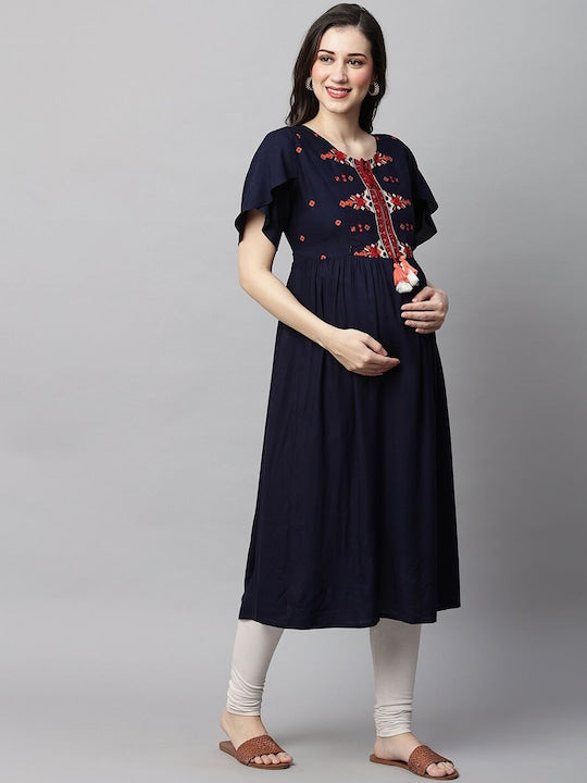 MomToBe Yoke Design Tie Up Neck Thread Work Maternity A-Line Kurta