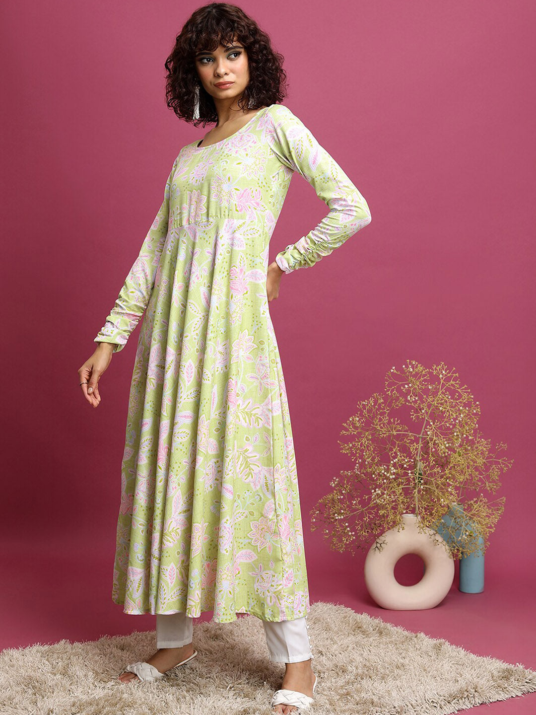 Vishudh Lime Green Floral Printed Kurta