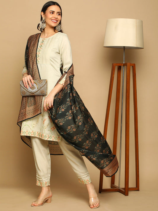 Heeposh Women Straight Foil Printed Kurta with Dupatta and Intricate Handwork (Set of 3)