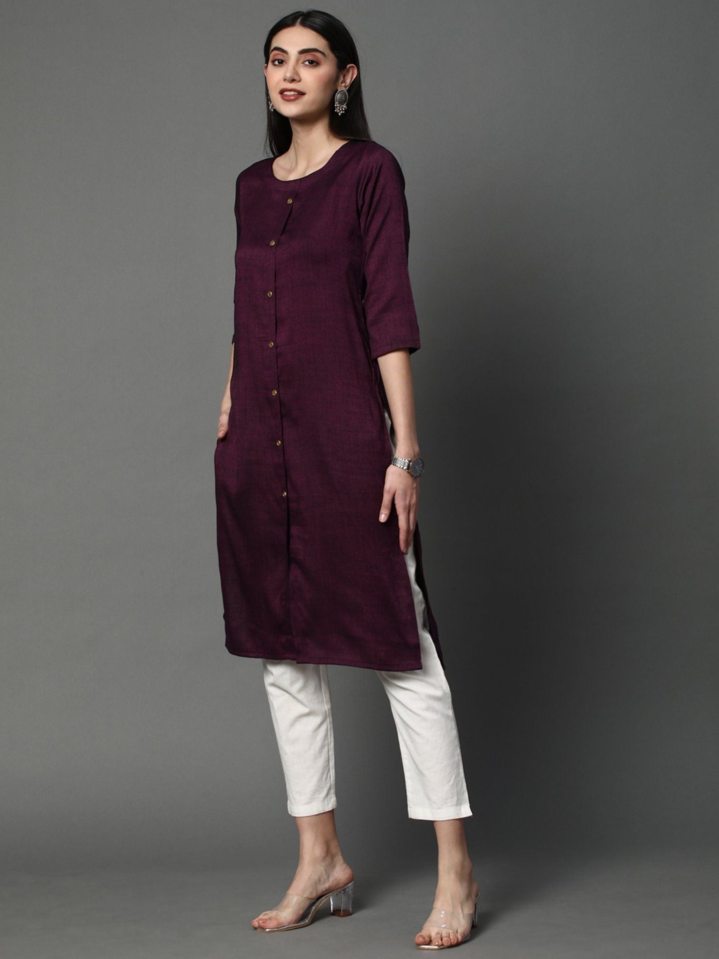 Heeposh Women Solid Straight Kurta with Button Detailing Purple