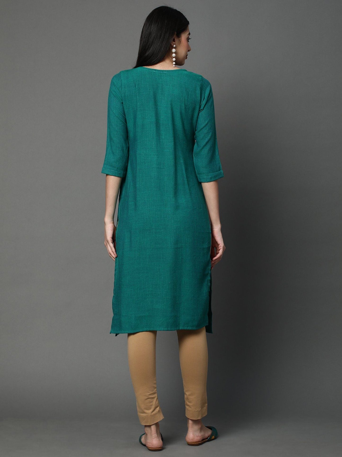 Heeposh Women Solid Straight Kurta with Button Detailing Blue
