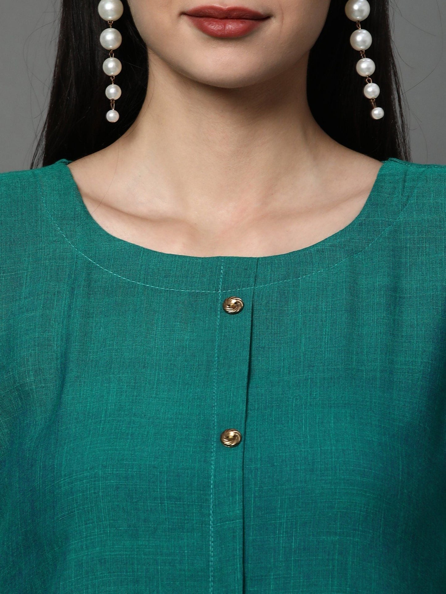 Heeposh Women Solid Straight Kurta with Button Detailing Blue
