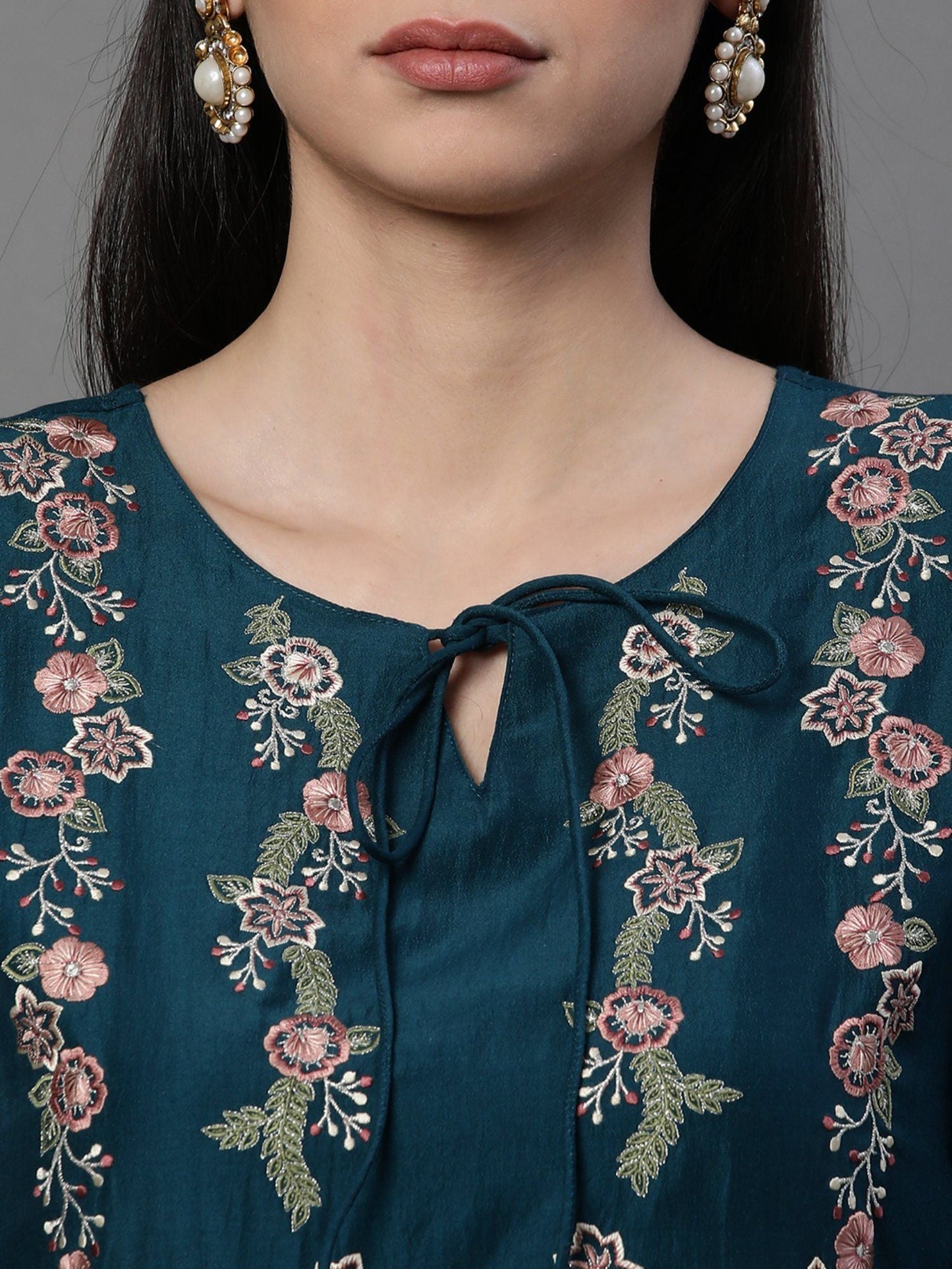 Heeposh Women A-Line Embroidered Kurta with Organza Dupatta (Set of 3)