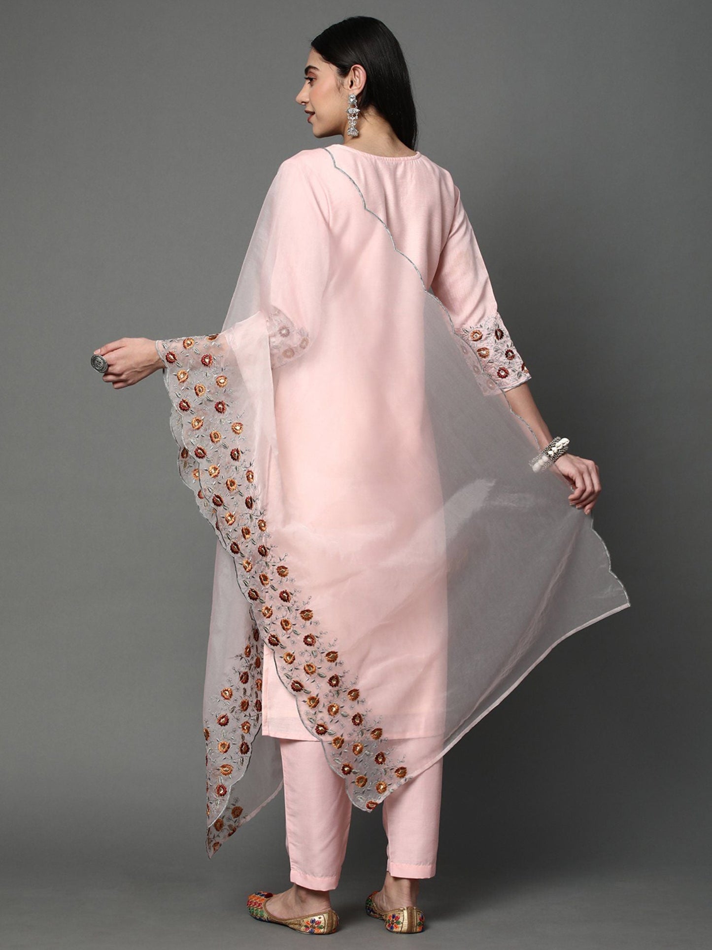 Heeposh Women Chanderi Silk Kurta with Organza Embroidered Dupatta (Set of 3)