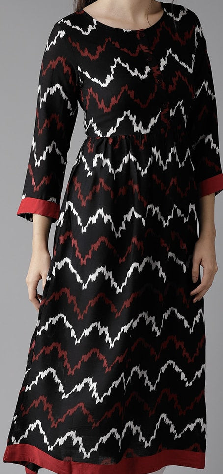 Here&now Women Black & Red Printed A-Line Kurta