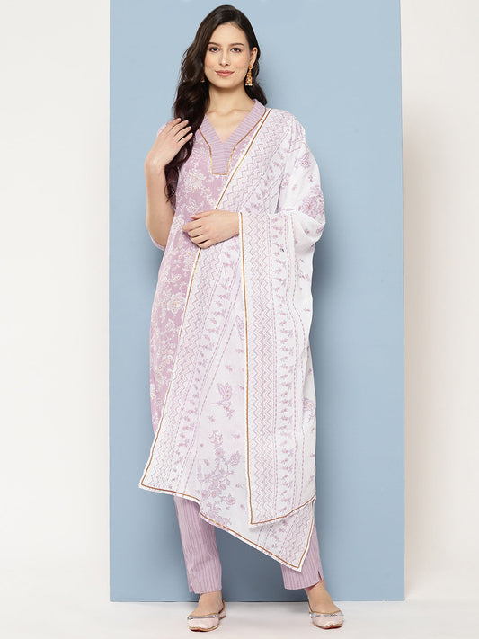Ahalyaa Women Floral Printed Gotta Patti Pure Cotton Kurta with Trousers & With Dupatta