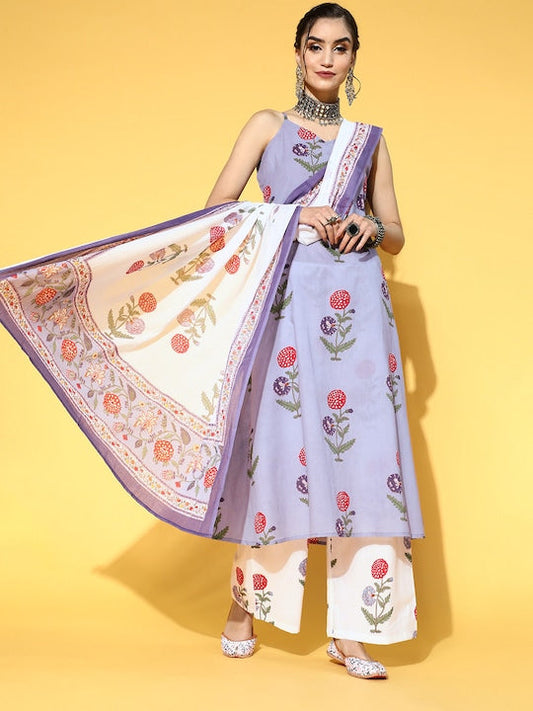 Yufta Women Blue & White Floral Handblock Printed Empire Cotton Kurta Set & Dupatta