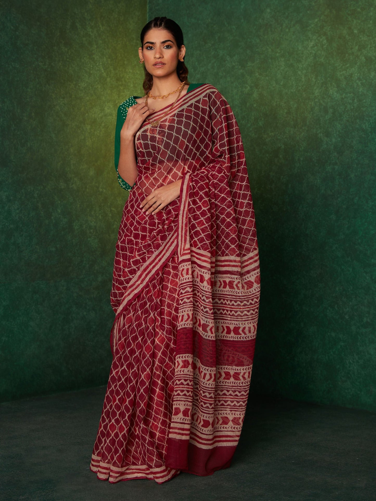 Likha Maroon 200gms Kota Doriya Handblocked Cotton Saree with Unstitched Blouse LIKSAR68 (Free Size)