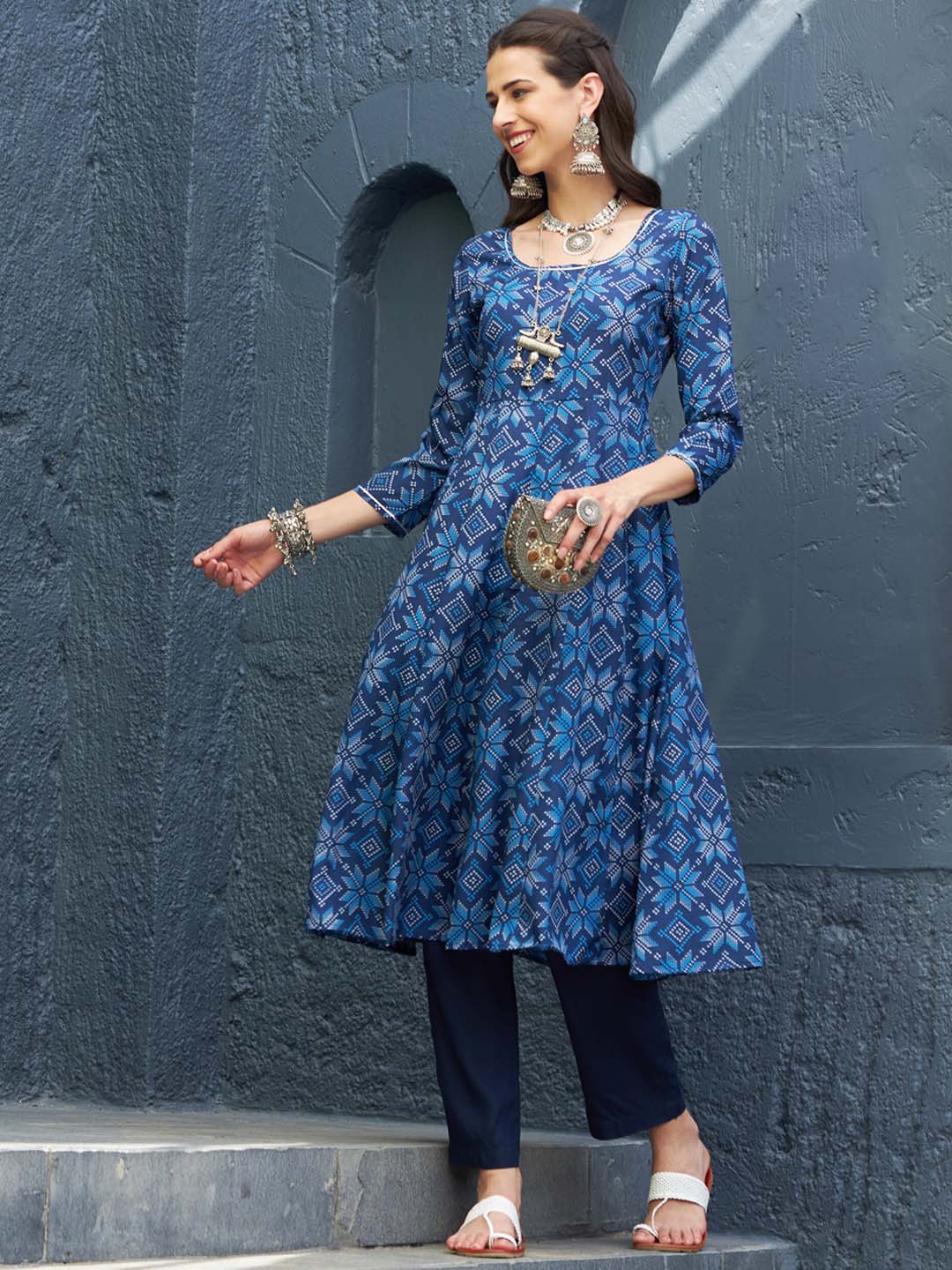 Shae by Sassafras Ethnic Motifs Printed Anarkali Kurta