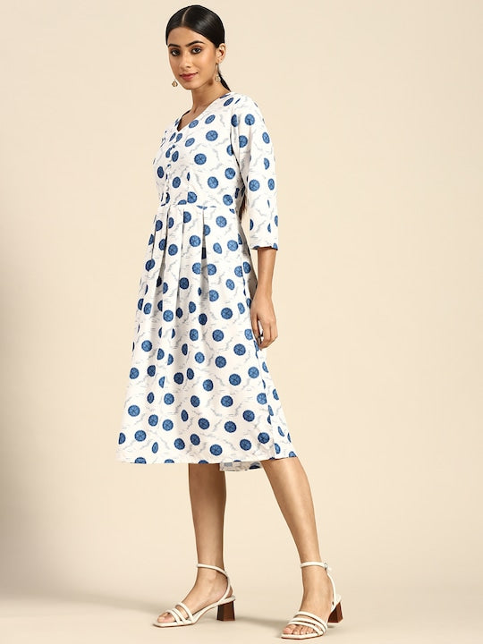 All about you Off White & Blue Crepe A-Line Midi Dress