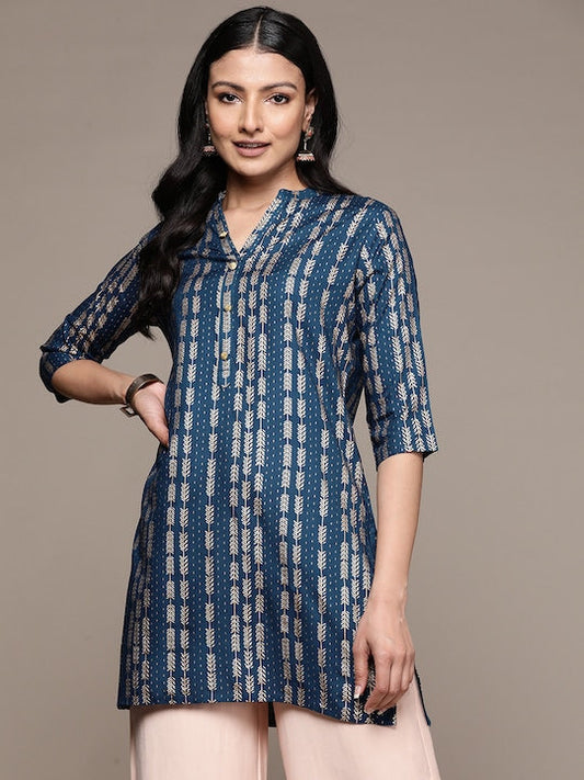 Anubhutee Floral Foil Printed Kurti