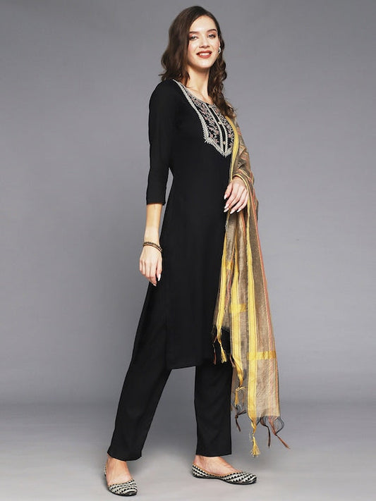 Anubhutee Women Black Ethnic Motifs Embroidered Thread Work Kurta with Trousers & With Dupatta