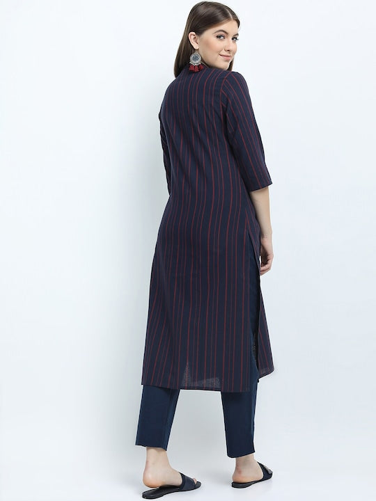 Vishudh Women Navy Blue & Red Floral Printed Kurta