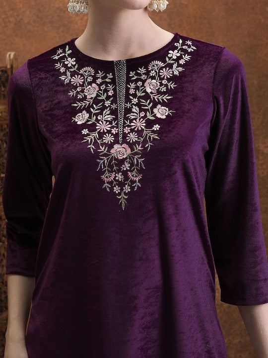 Vishudh Magenta Floral Yoke Design Embroidered Straight Kurta
